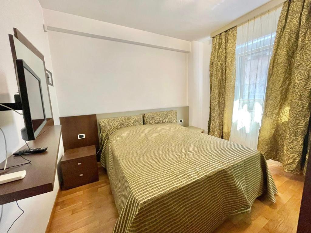 Appartement Garibaldi Loft House à Bari Extérieur photo
